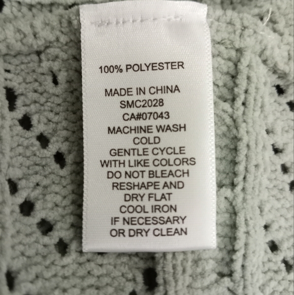 Jessica Simpson twist back sweater. EUC.  Size xs. - Picture 5 of 5